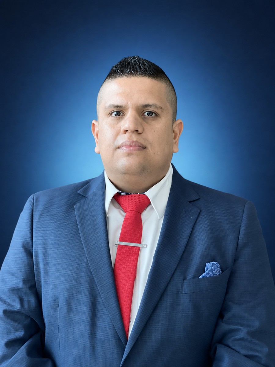 L.C. y M.F. Eric Gerardo Guzmán Rodríguez